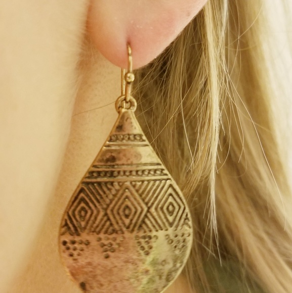 Jewelry - Egyptian Gold Earrings